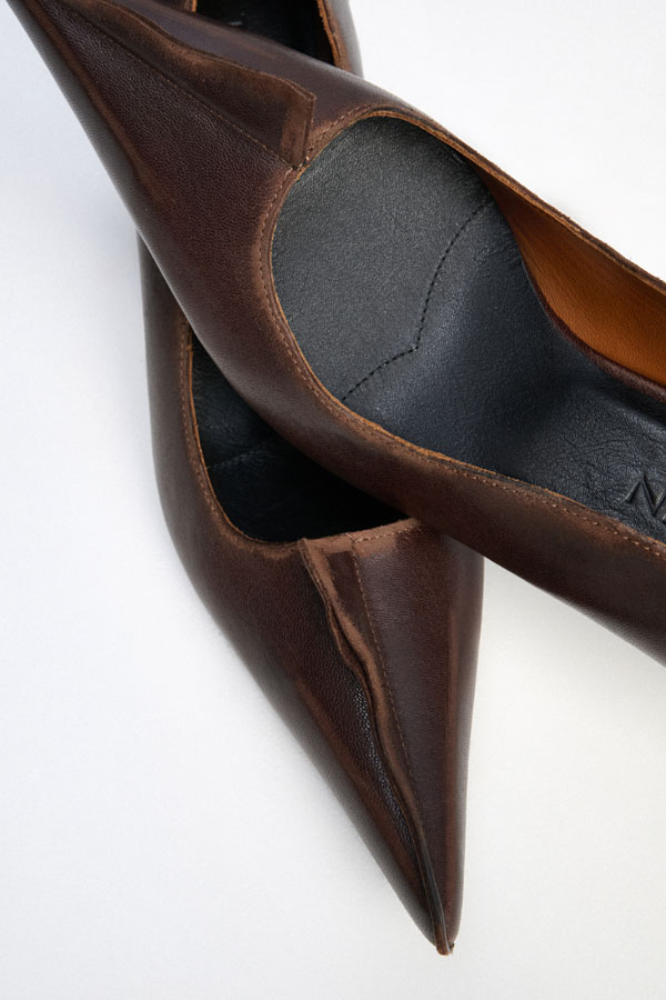 ТУФЛИ ИЗ ВИНТАЖНОЙ КОЖИ БЕЗ БАНТА, ЦВЕТ КОРИЧНЕВЫЙ, КАБЛУК 7 СМ ТУФЛИ ИЗ ВИНТАЖНОЙ КОЖИ БЕЗ БАНТА, ЦВЕТ КОРИЧНЕВЫЙ, КАБЛУК 7 СМ